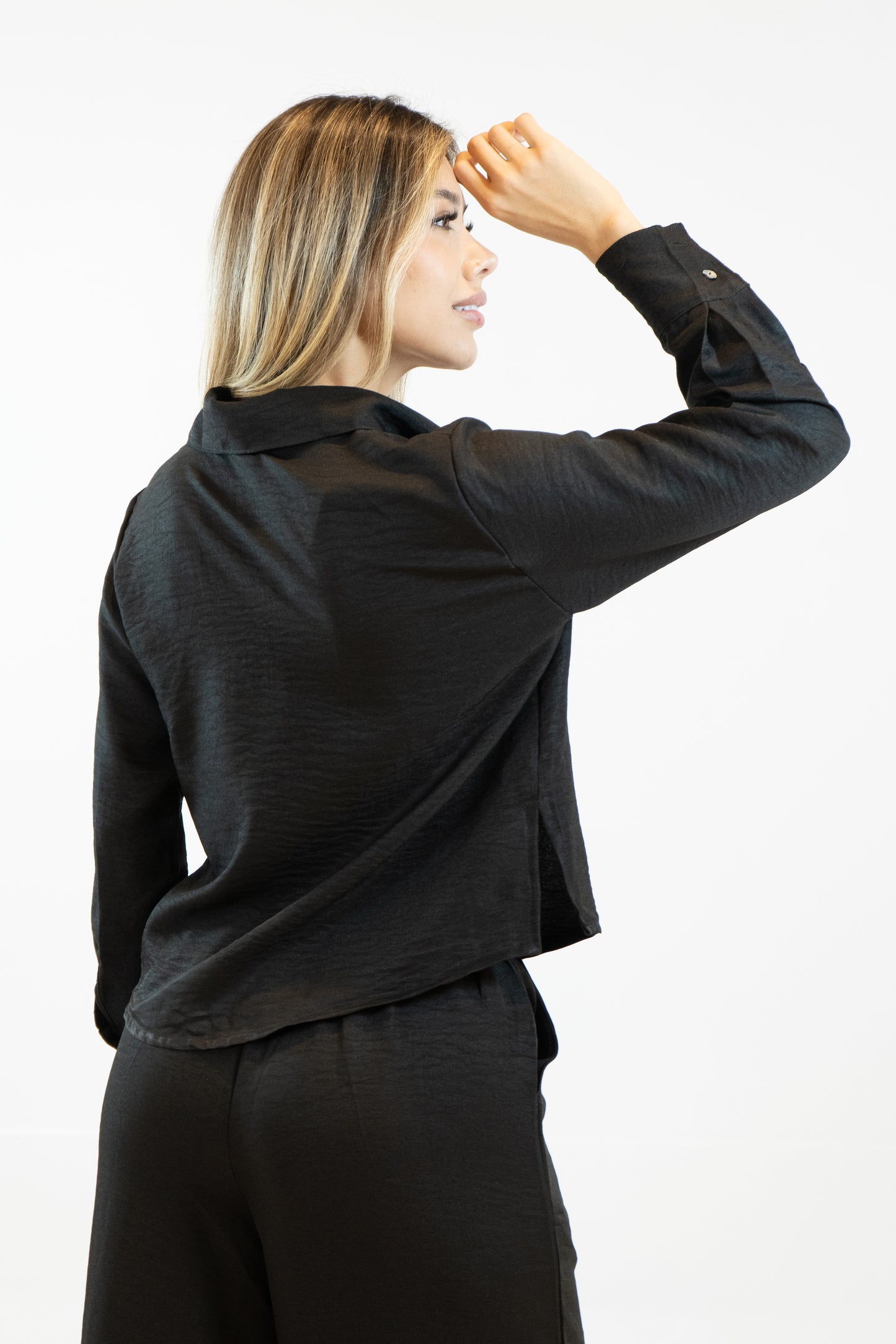 CAMISA LINA - COLOR NEGRO