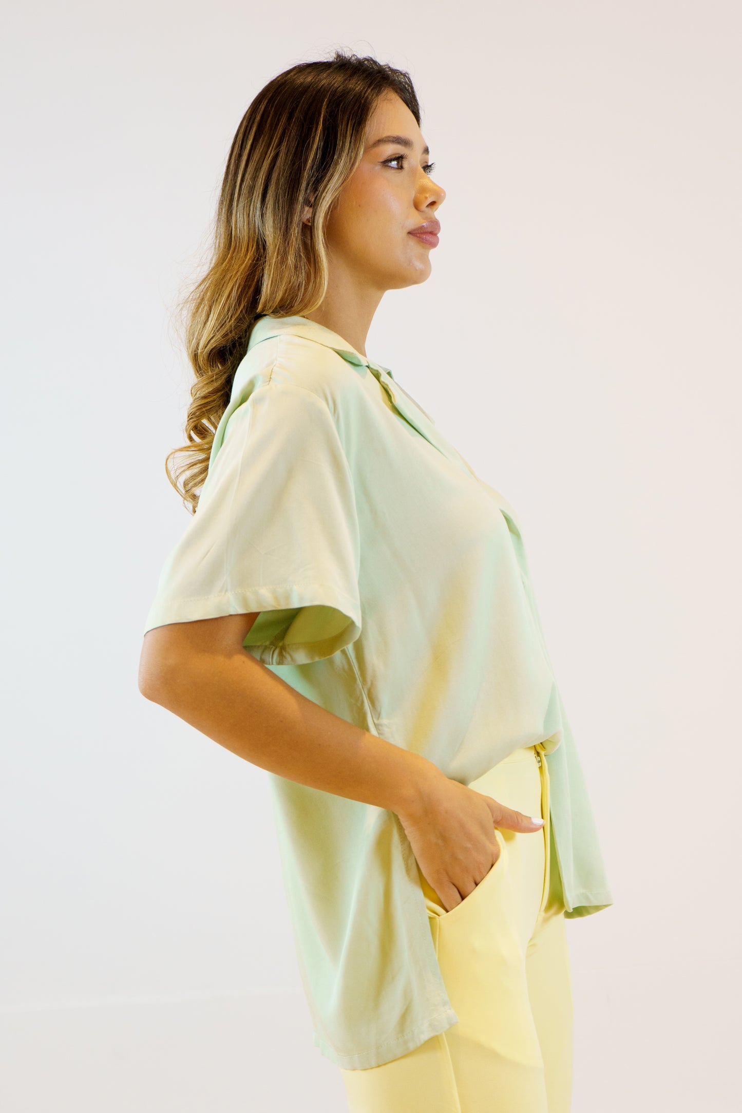 BLUSA GRETA VERDE PASTEL