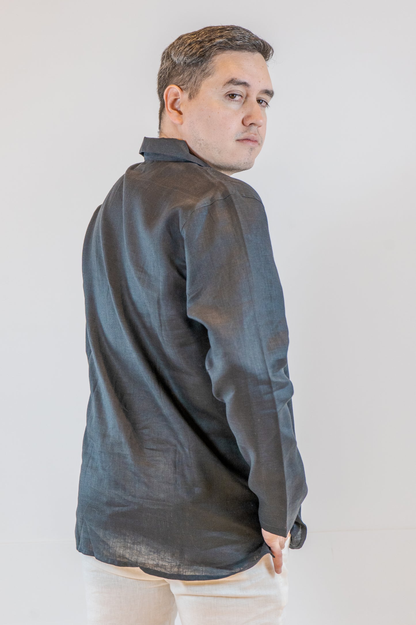 CAMISA CUELLO V MANGA LARGA NAVY DE HOMBRE