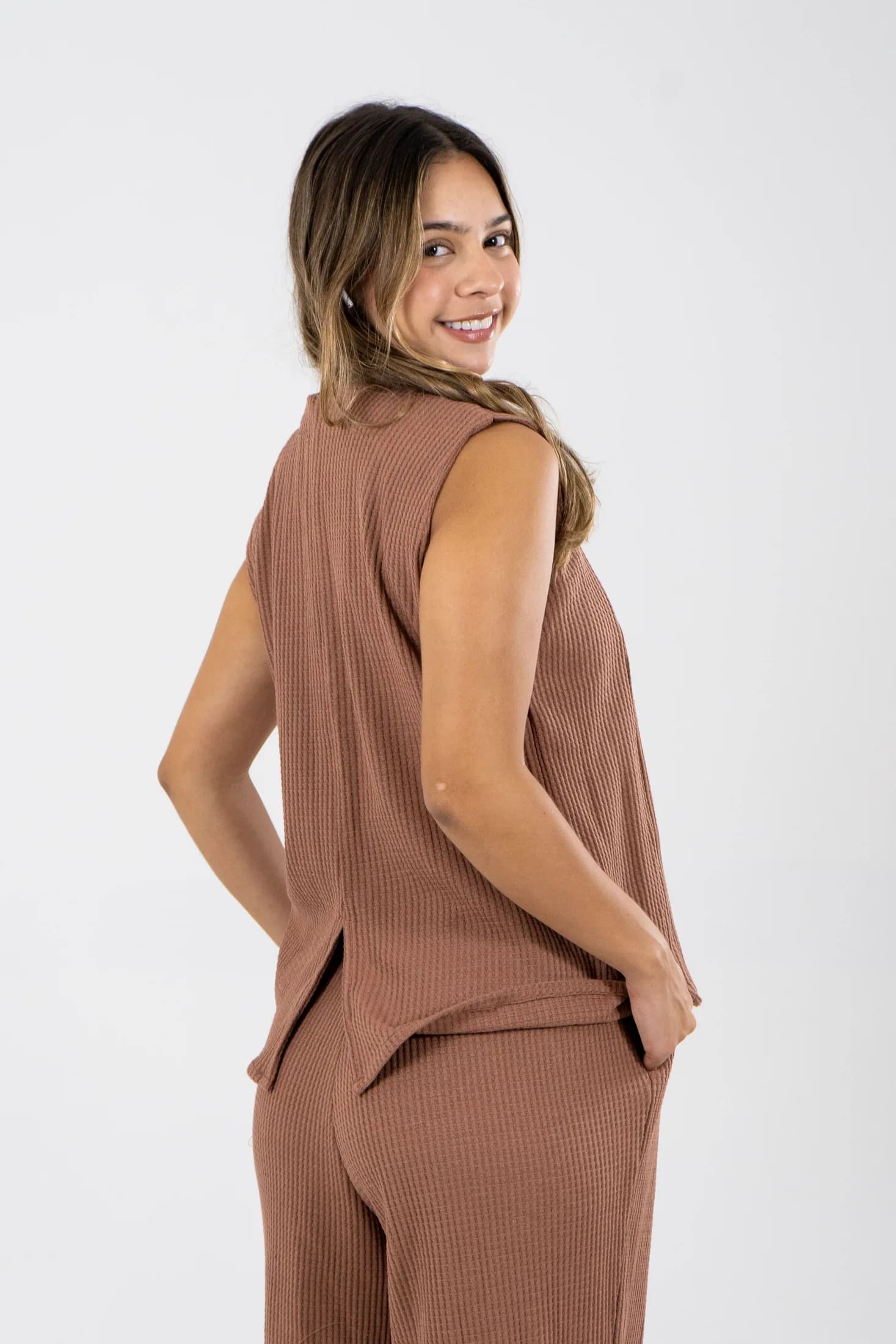 Chaleco johana horizonte · MARRON
