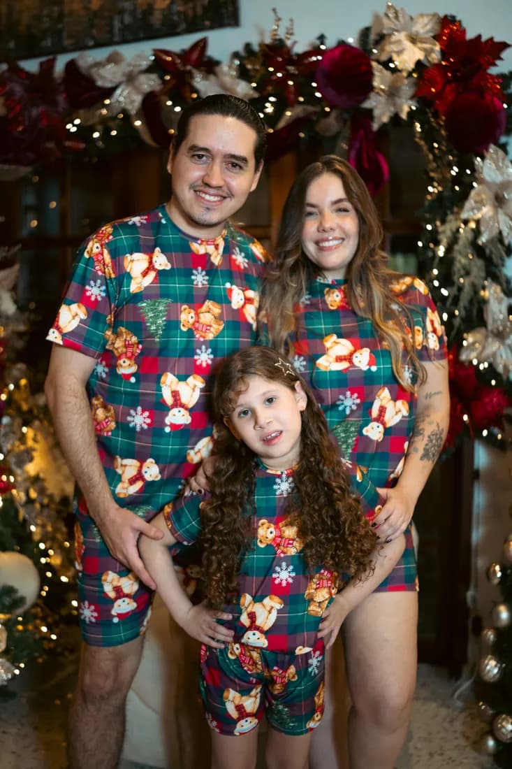 Familia con la pijama Teddy Christmas