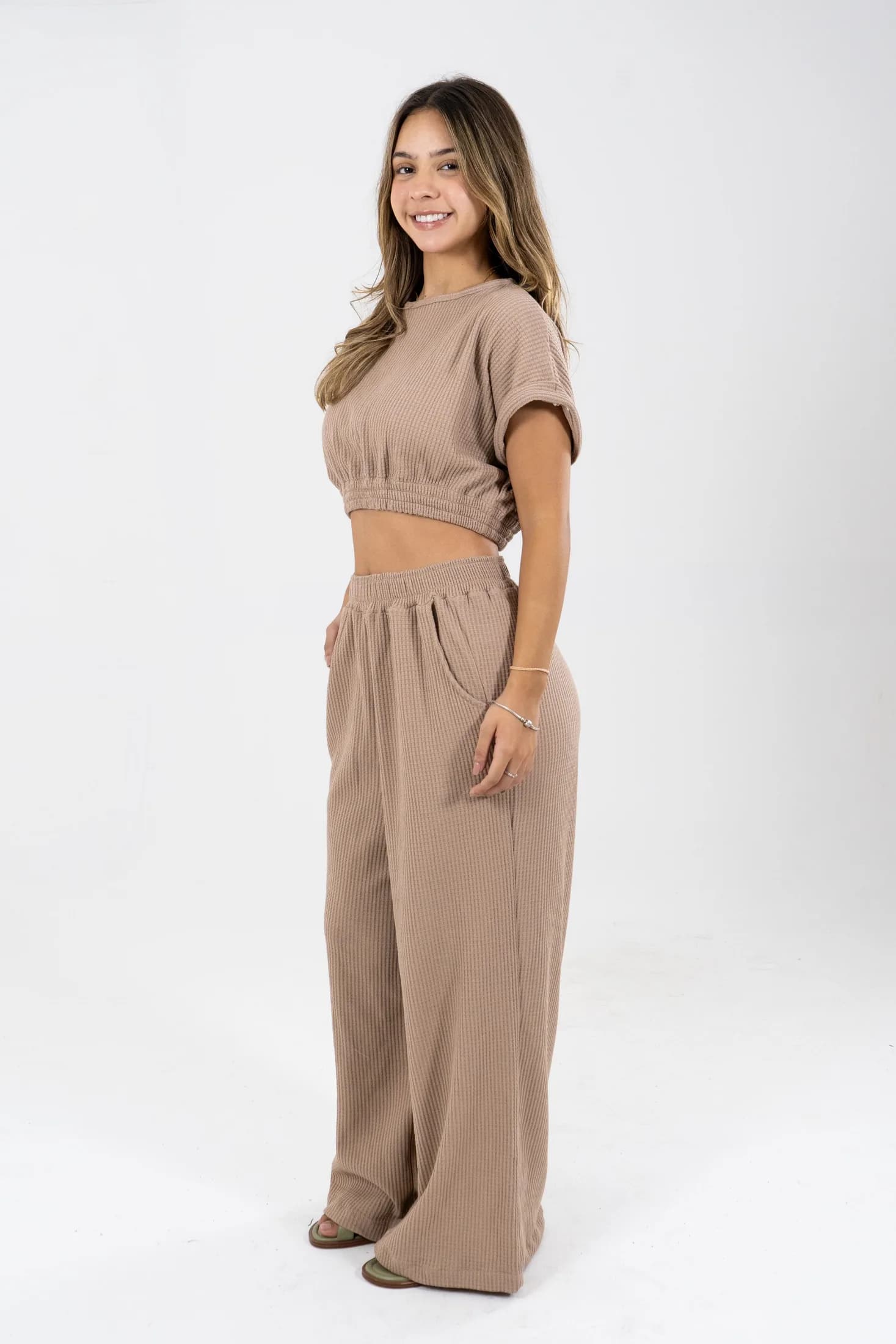 CAMISETA EDNA HORIZONTE · AVENA