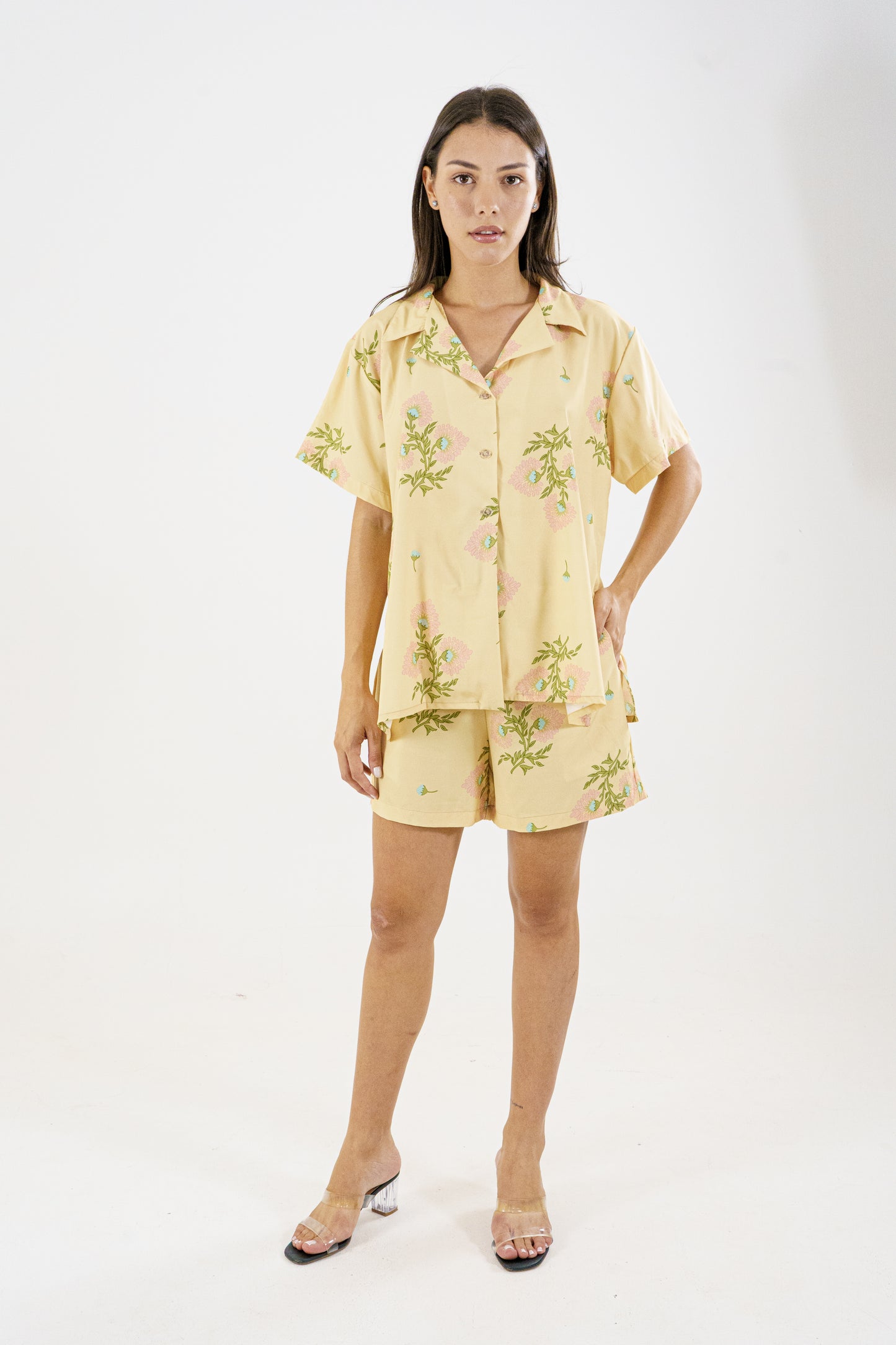 BLUSA GRETA V- FLORES PASTELES AMARILLO