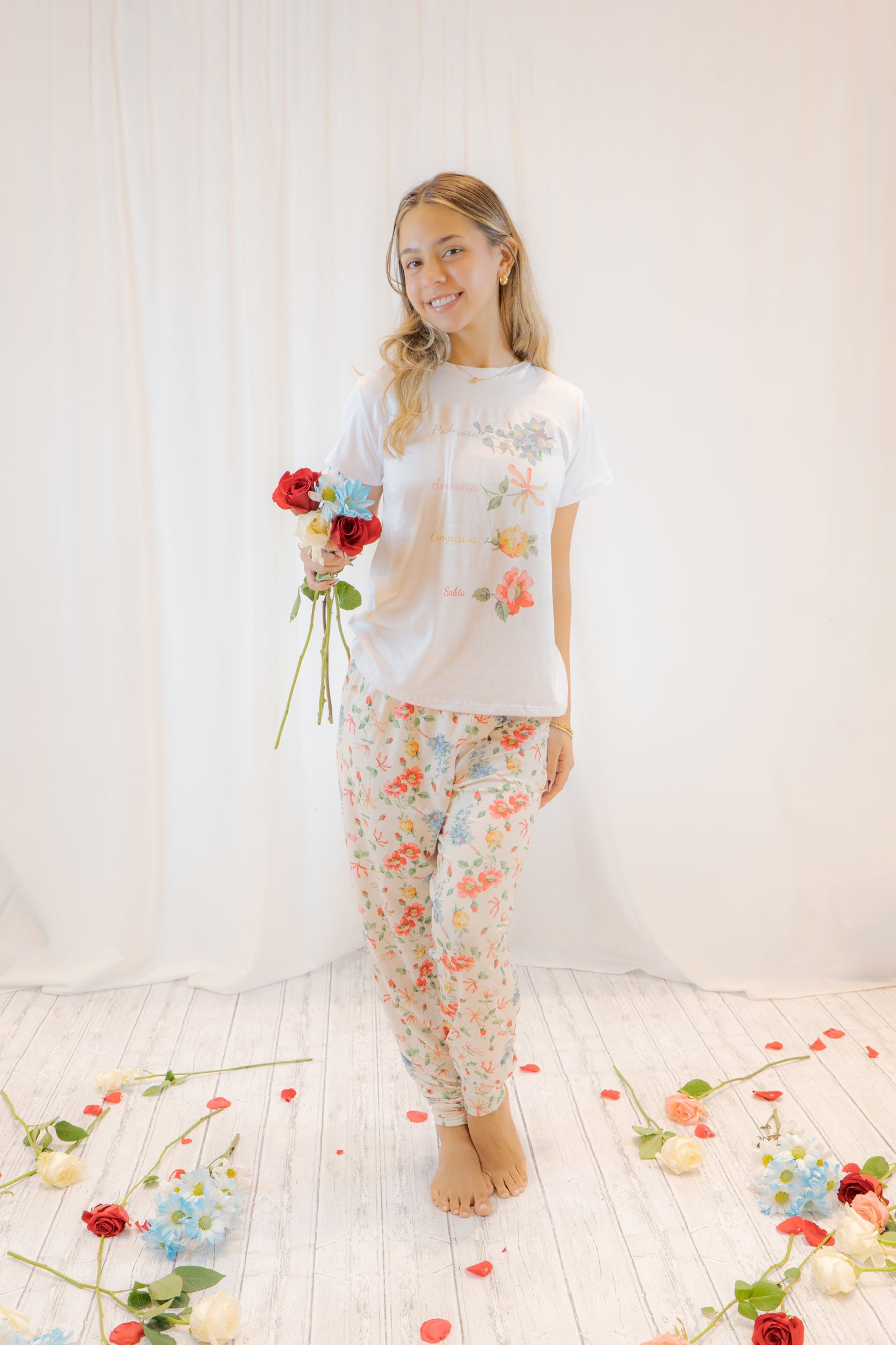 PIJAMA BRISA FLORAL - CAMISETA - PANTALON