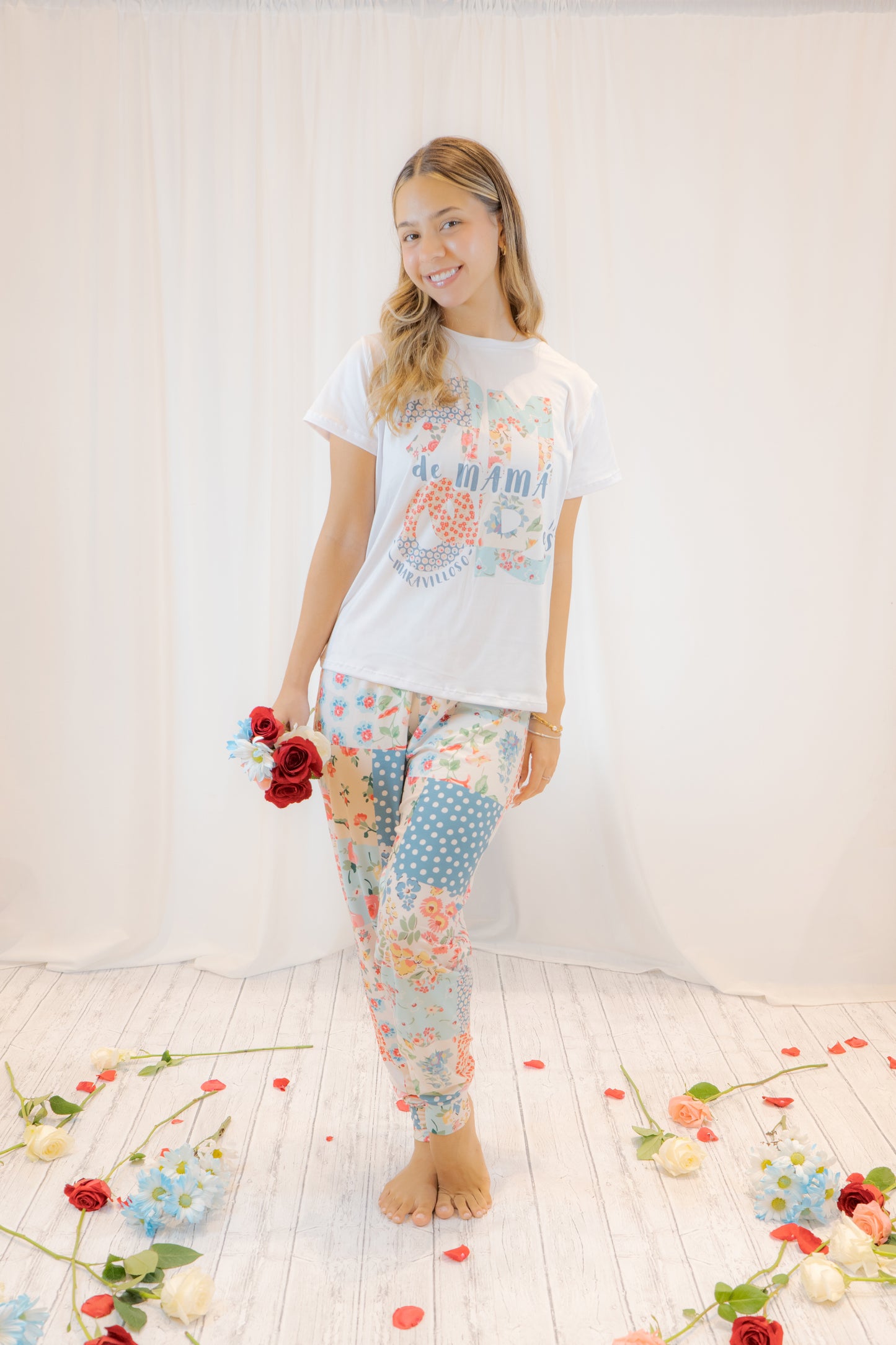 PIJAMA JARDIN DE COLORES - CAMISETA - PANTALON