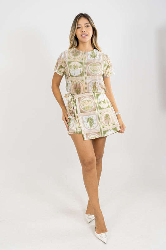 FALDA SHORT ESTAMPA VIVA - COLOR VERDE