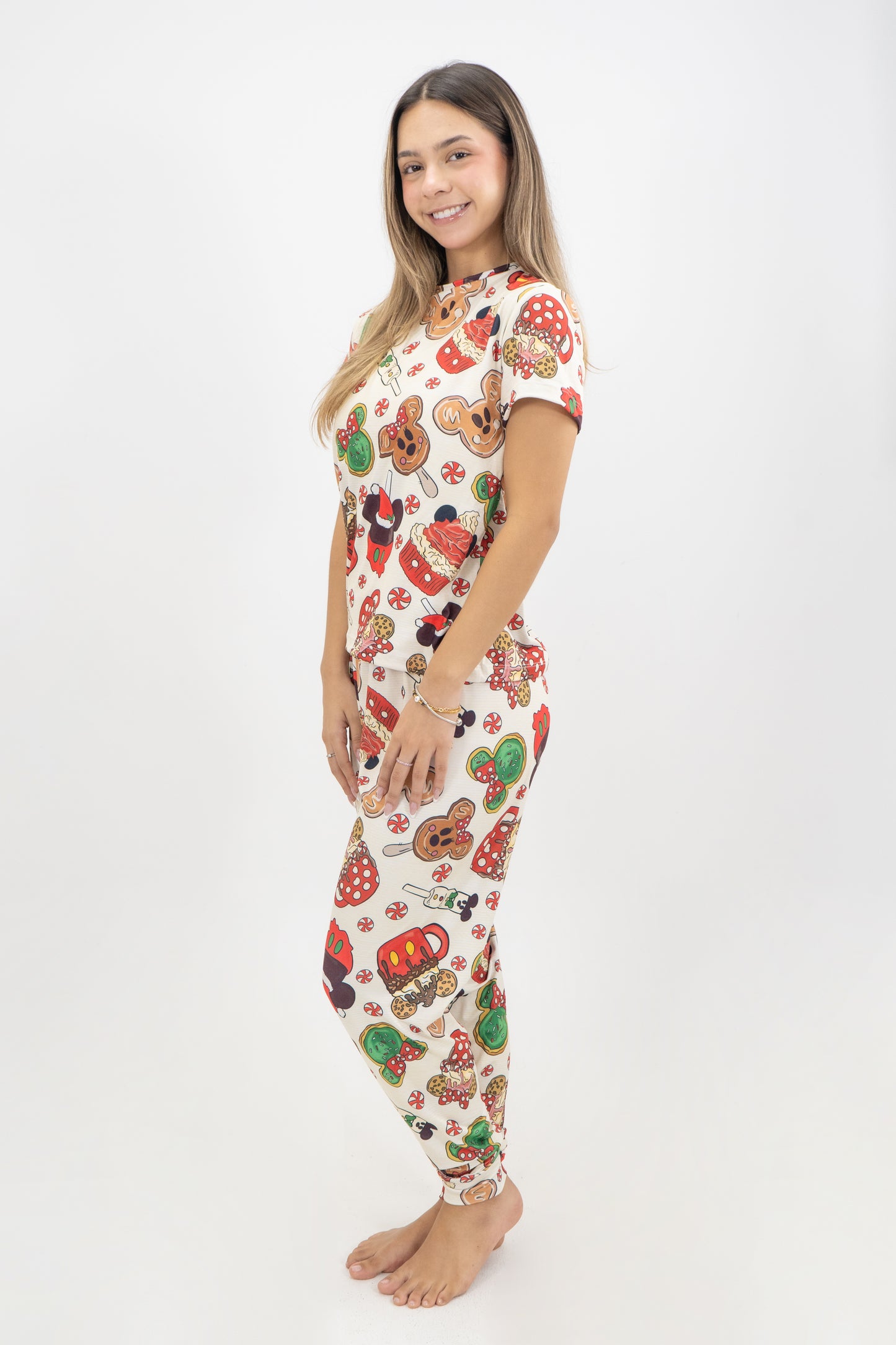 PIJAMA PANTALON LARGO SUBLIMADO MUJER MICKEY DULCE NAVIDAD