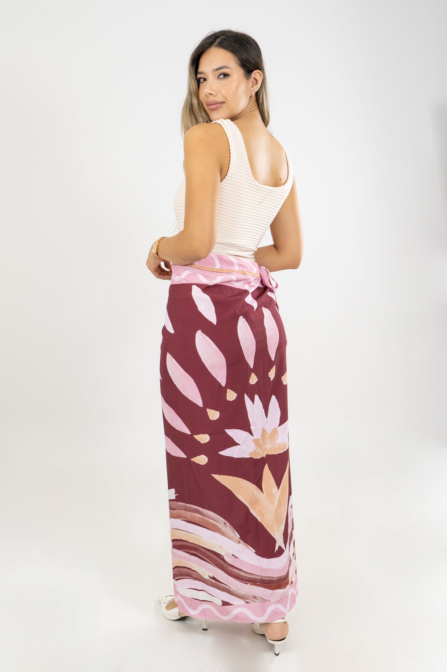 PAREO COLUMBINA SOLNACIENTE  - COLOR VINO TINTO