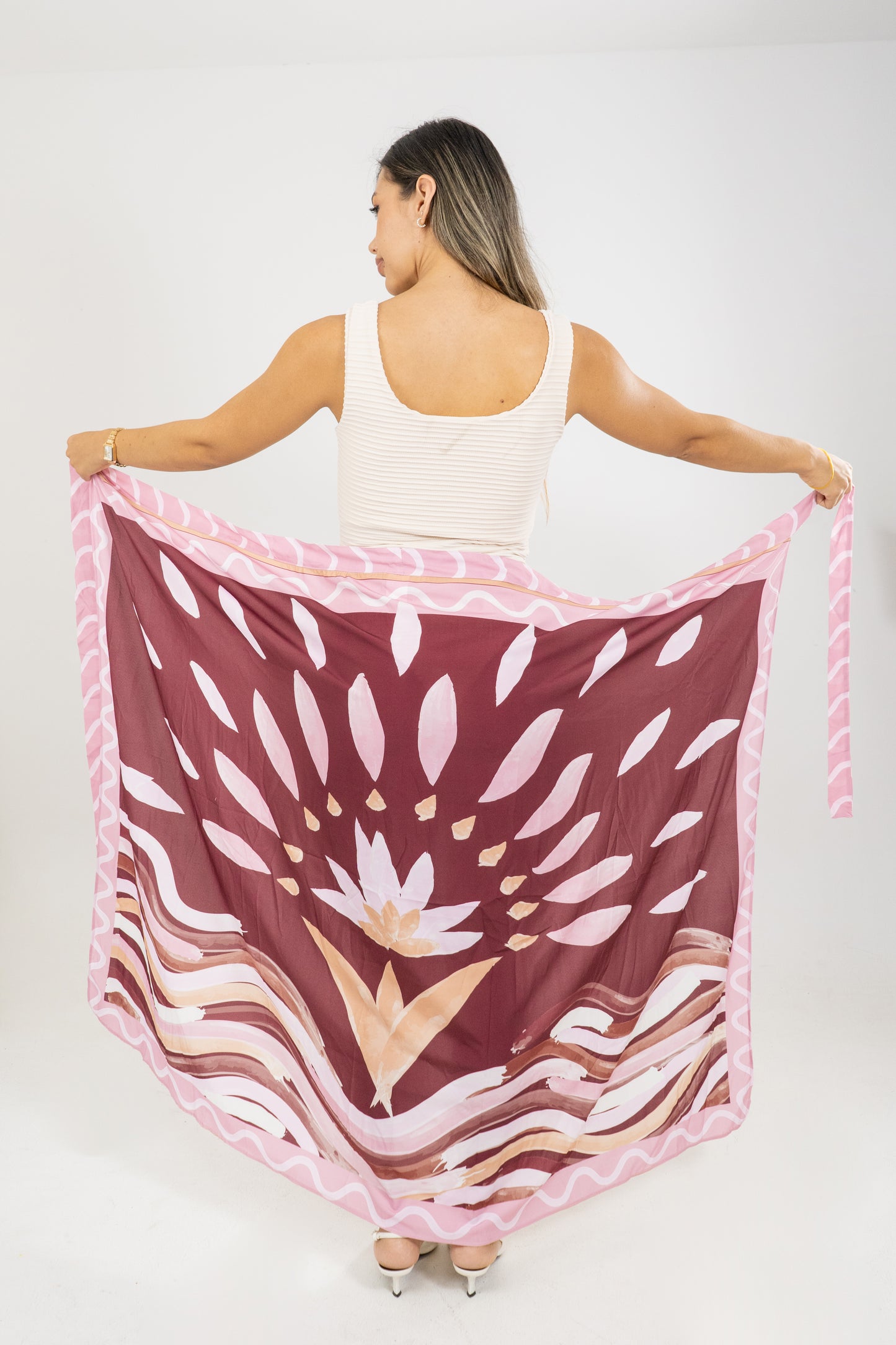 PAREO COLUMBINA SOLNACIENTE  - COLOR VINO TINTO