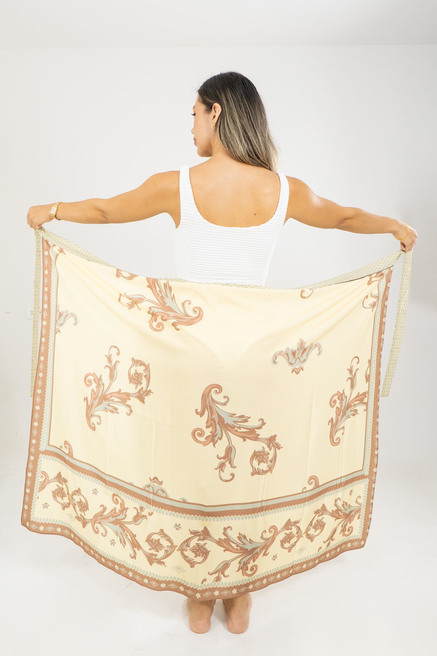 PAREO COLUMBINA ETERNA  - COLOR AMARILLO